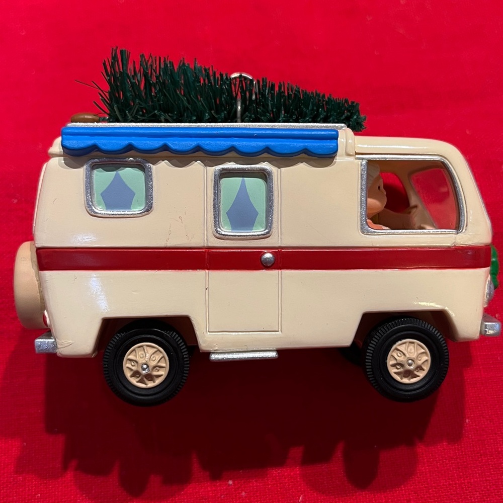 Hallmark Keepsake Merry RV Ornament - Red and White
